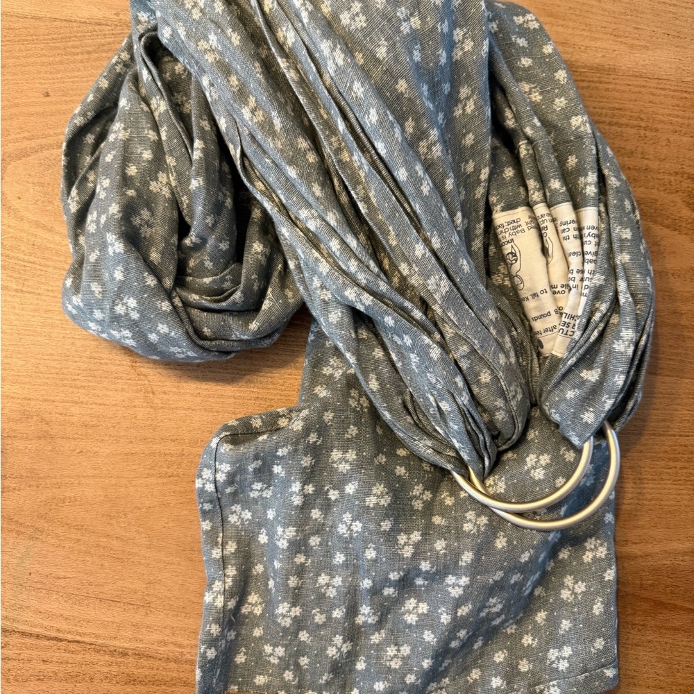 WildBird Ditsy Flower Ring Sling - Picture 2 of 2